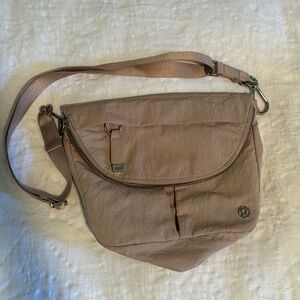 Lululemon bag